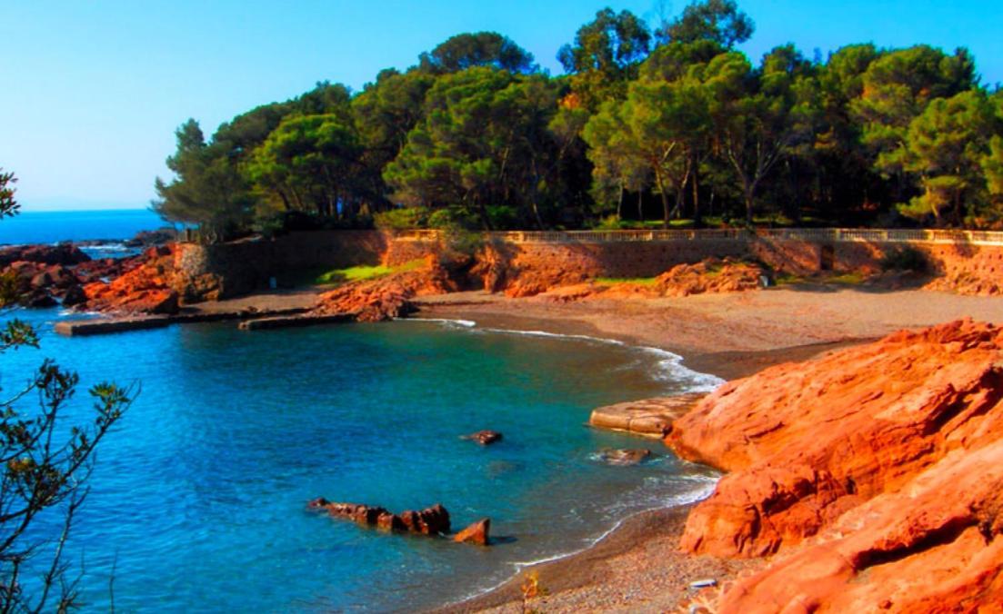 Grand F2 Quartier Les Plaines, Boulouris Proche Mer Et Port Santa-Lucia แซ็งต์-ราฟาเอล ภายนอก รูปภาพ